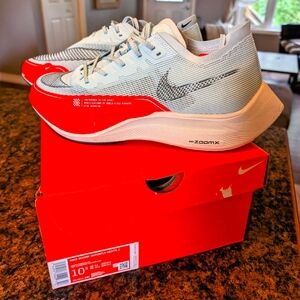 Men's Nike Vaporfly Next% 2 (size10.5)